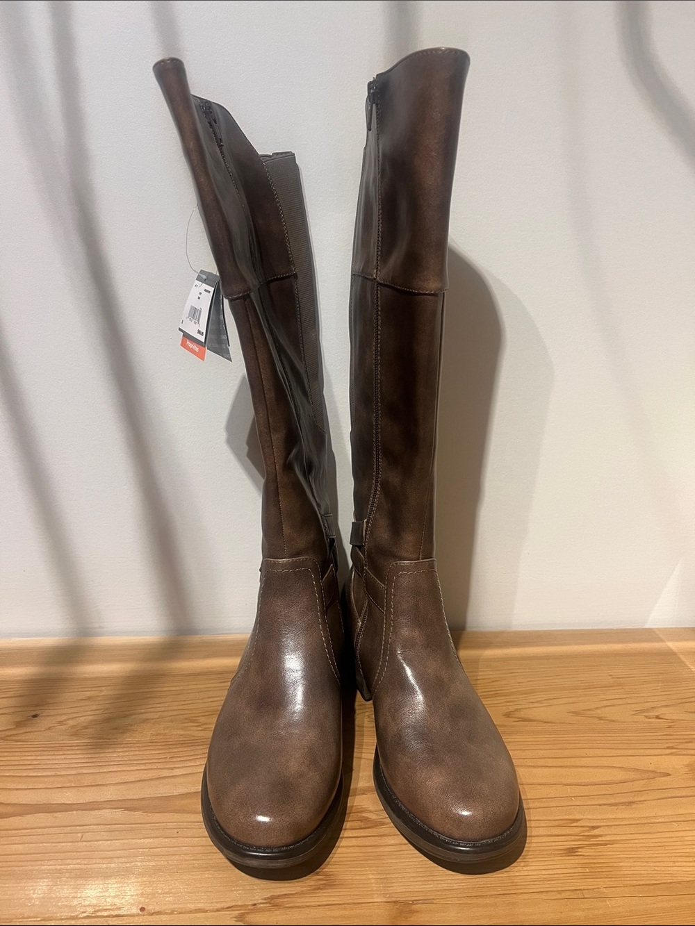 Women’s Tall Brown Riding Boots - Picture 3 of 8